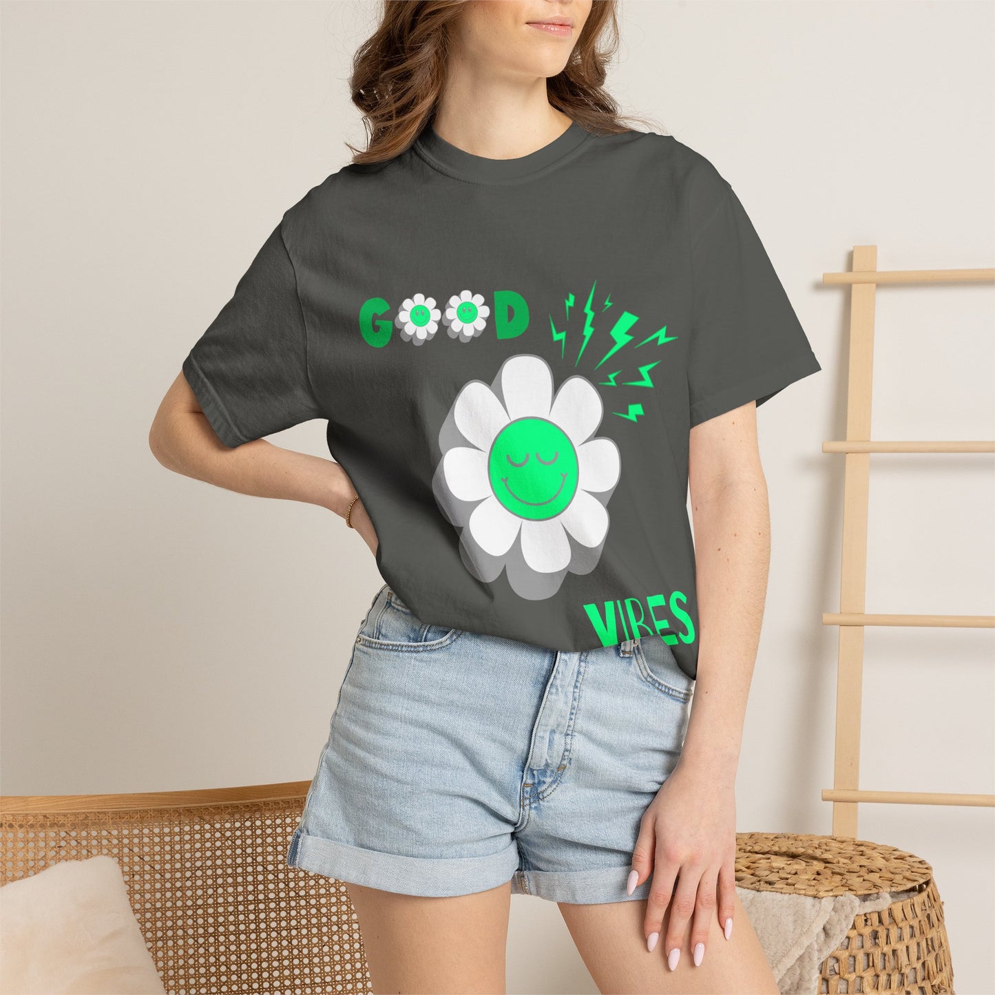 Good Vibes Daisy T-Shirt