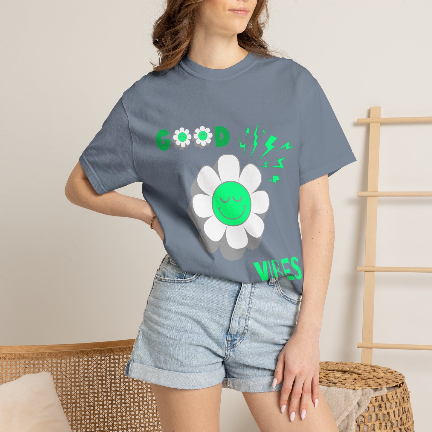 Good Vibes Daisy T-Shirt