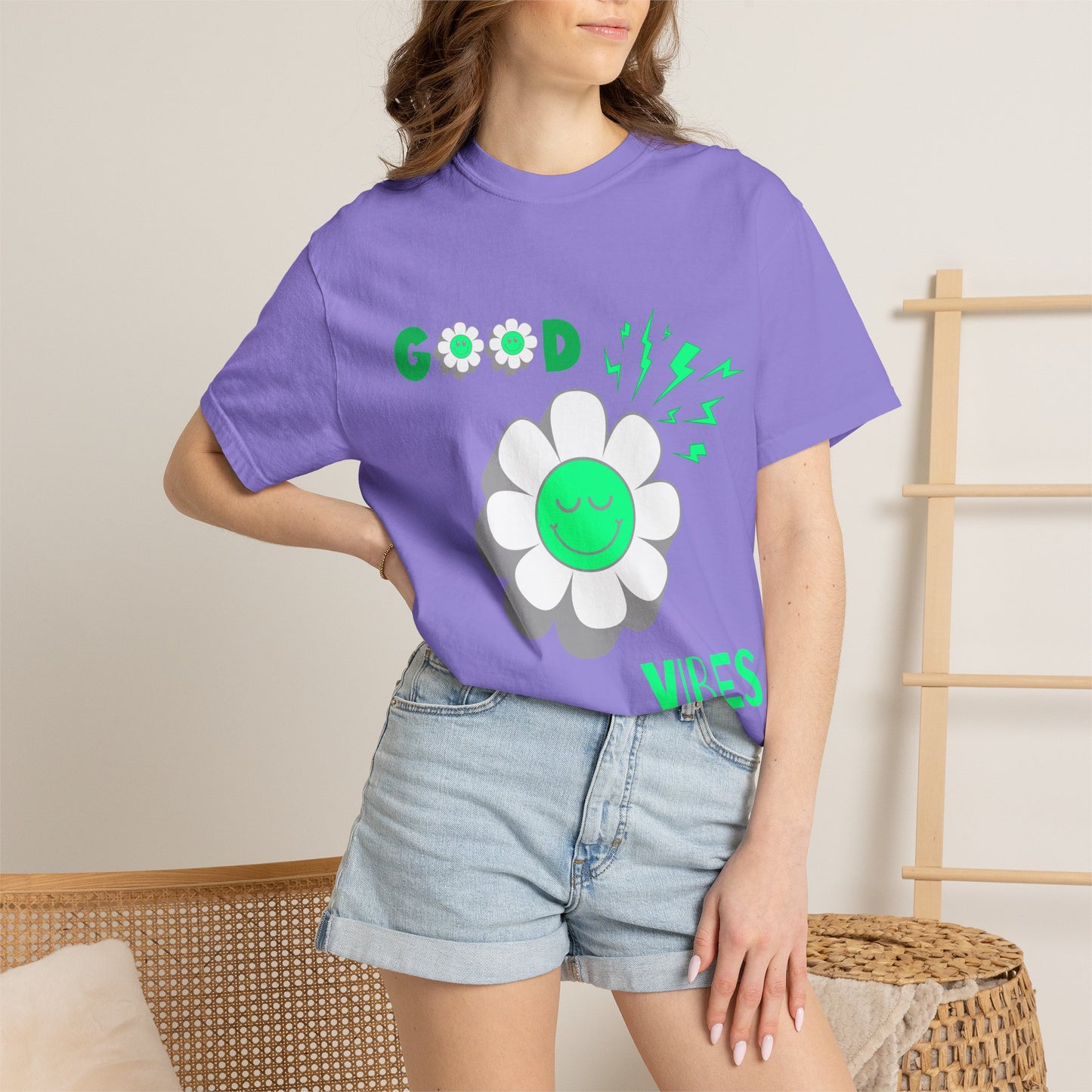 Good Vibes Daisy T-Shirt
