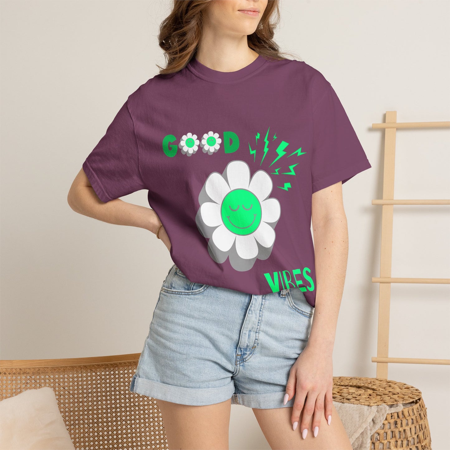 Good Vibes Daisy T-Shirt